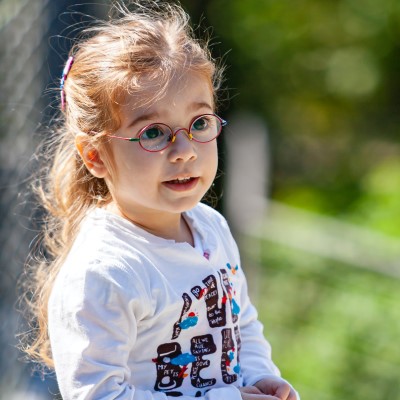 How to buy the best Kid’s Prescription Glasses Online: A Complete Guide